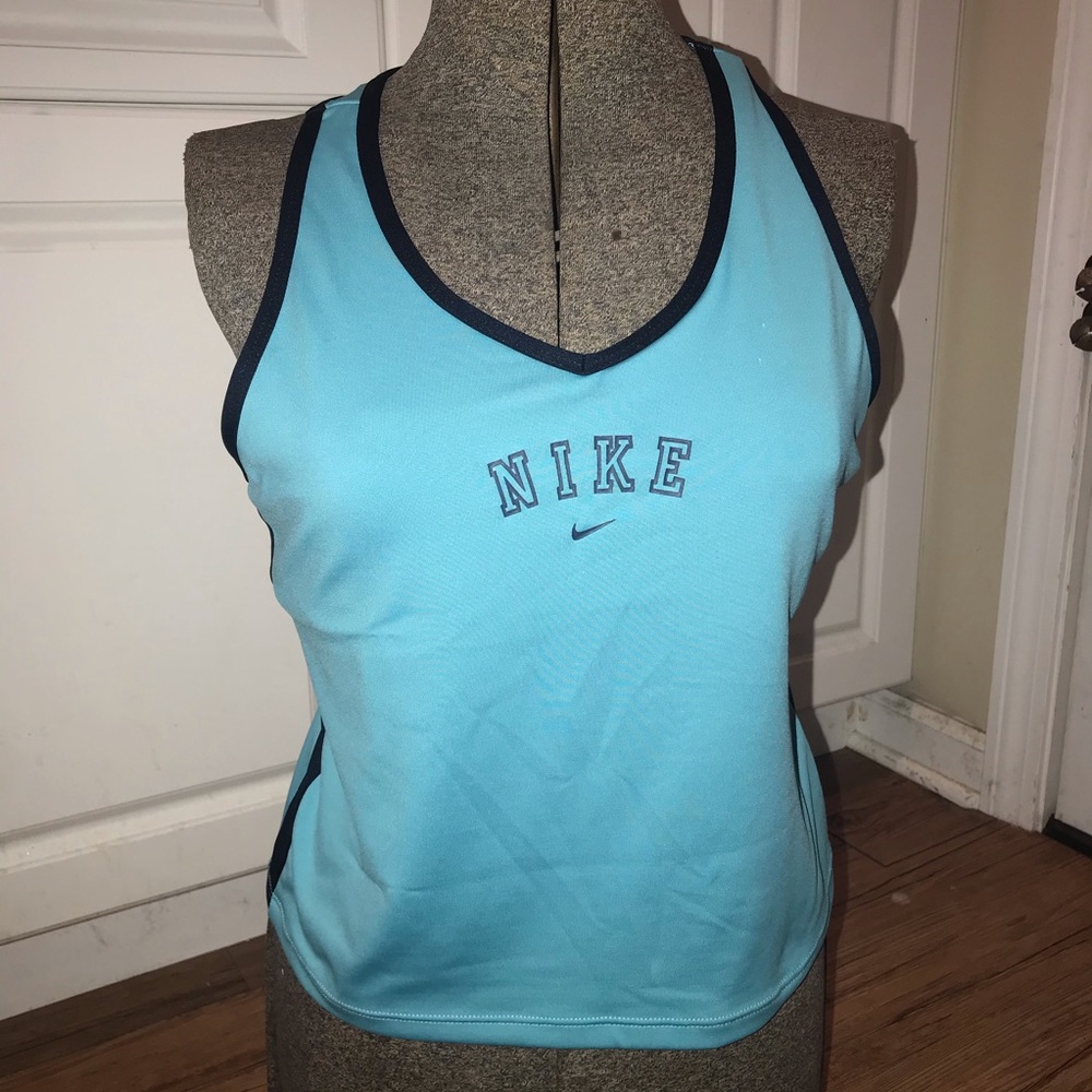 Nike Women’s XL Tennis/Workout Top NWT